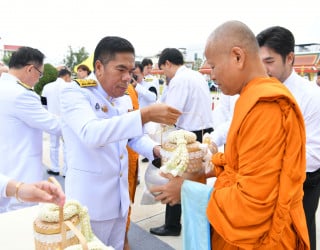 นายอาวุธ