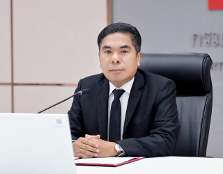 นายอาวุธ