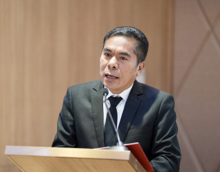 นายอาวุธ