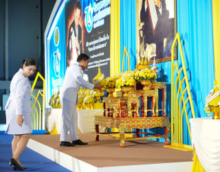 นายอาวุธ