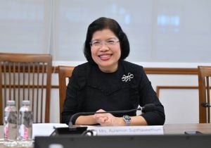 อธิบดีกรมทรัพย์สินทางปัญญา ประชุมหารือร่วมกับ ผู้อํานวยการทรัพย์สินทางปัญญา – เอเชียแปซิฟิกและจีน ผู้แทนจากหลุยส์ วิตตอง มาลเลอติเย ( Mr. Mayank VAID) และผู้แทนจากบริษัท สัตยะพล แอนด์ พาร์ทเนอร์ส จำกัด เกี่ยวกับแบวทางการป้องปรามการละเมิดทรัพย์สินทางปัญญา